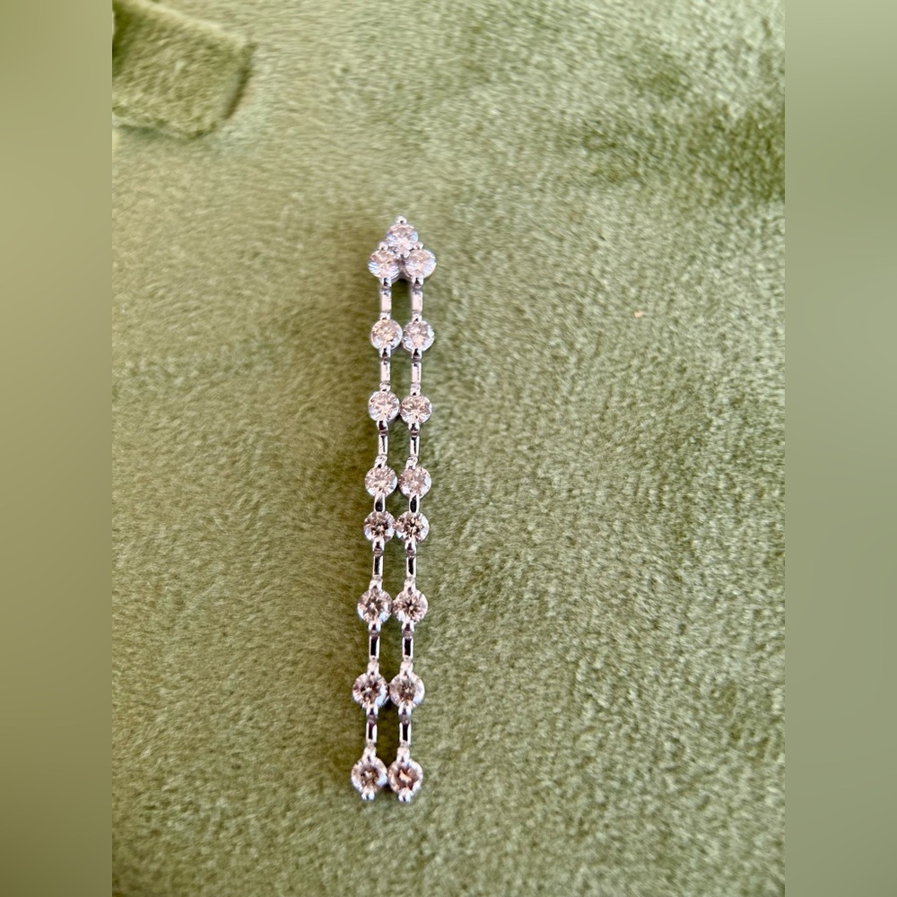 Exquisite 18K White Gold Diamond Pendant – 1.02cts